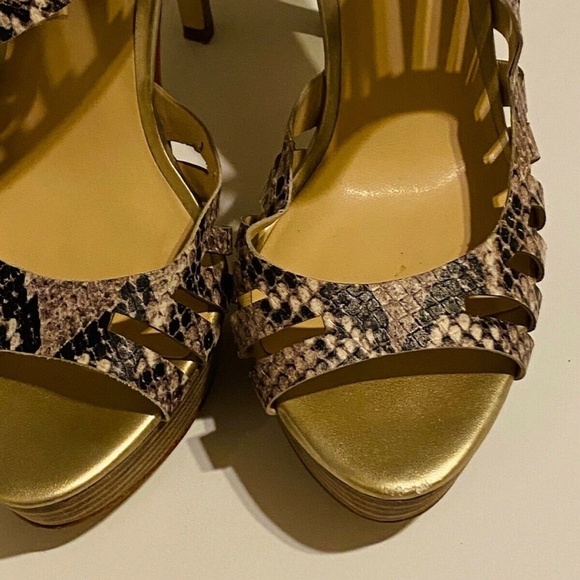 Guess Los Angeles Snake Pattern Pump Heels 9 Medium - Picture 8 of 13